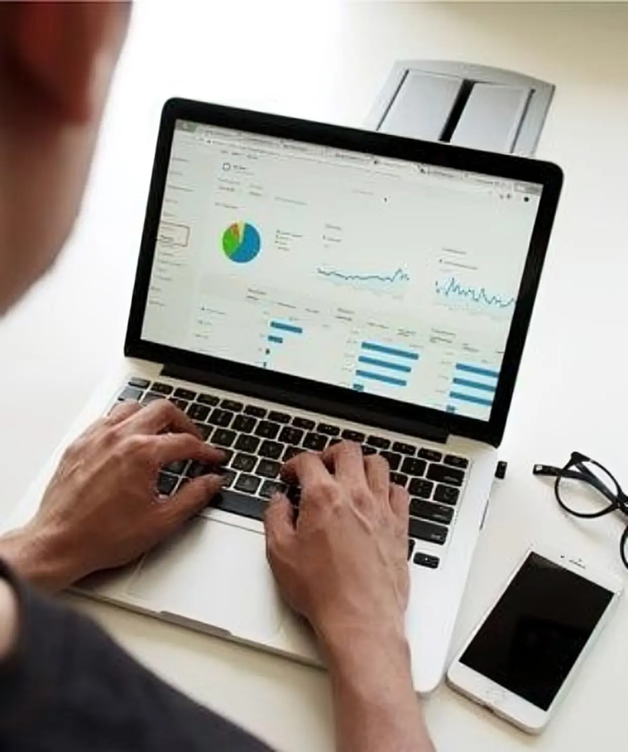 Laptop von K-CONSULTING